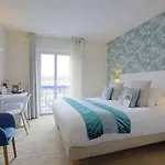 فندق Le Relais Saint-jacques 3*