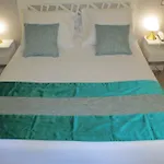 Le Relais Saint-jacques فندق