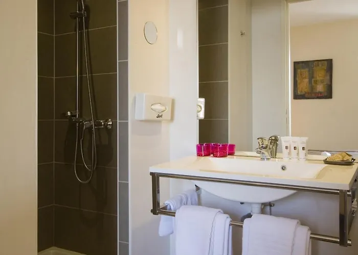 Le Relais Saint-jacques 3*