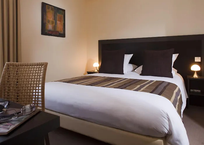 Le Relais Saint-jacques סן-ז'אן-דה-לוז