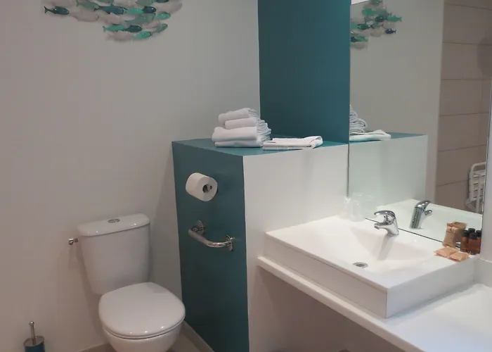 Le Relais Saint-jacques 3* סן-ז'אן-דה-לוז