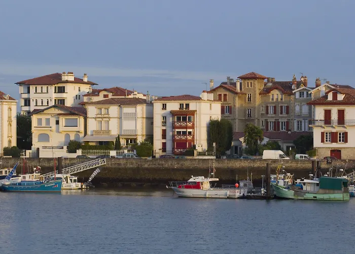 Hotel Le Relais Saint-jacques 3*